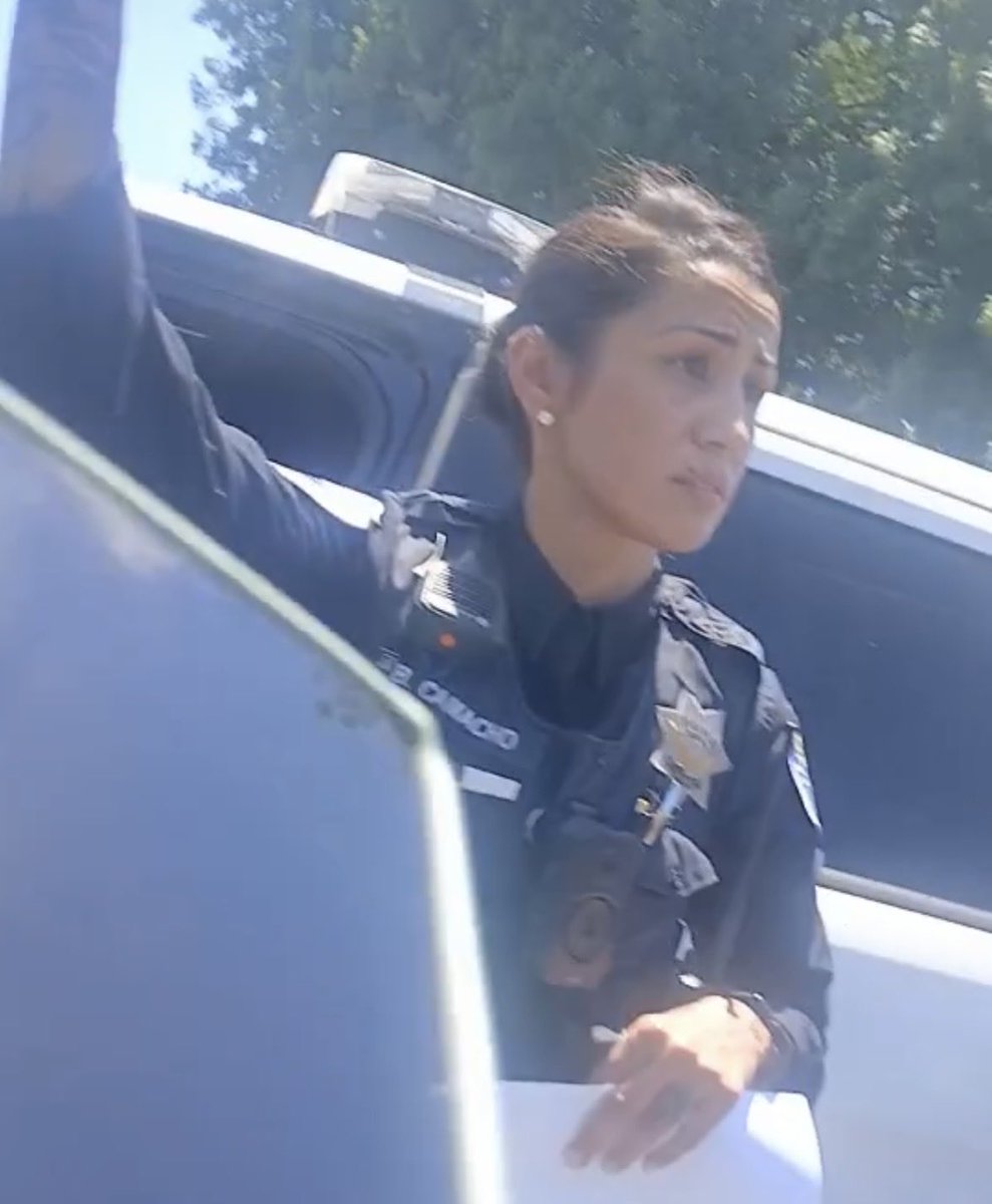 henrykleeKTVU's tweet photo. @FairfieldPolice @gofairfieldhigh @cityoffairfield @KTVU UPDATE: Maurice Williams, 16, @gofairfieldhigh student seen on video repeatedly being punched by @FairfieldPolice officer, speaks out to @KTVU. Family releases new video in which they say officer confirms she hit teen in face 5,6 p.m. @KTVU https://t.co/oPF0mxEFrk