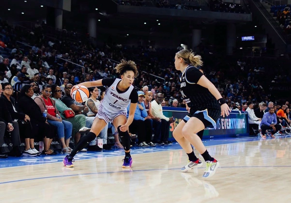 KikiRiceMuse's tweet photo. Kiki Rice’s offensive rating:

140.81 

1st among rookies. 
2nd on the all-time WNBA leaderboard. https://t.co/xhKN6YVwCq