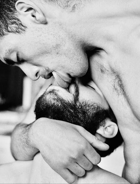 OrgulloLGBT's tweet photo. BESARSE un gesto de amor, salud y conexión humana
https://t.co/2SM2TD5yZc https://t.co/r4sDHjHwoa