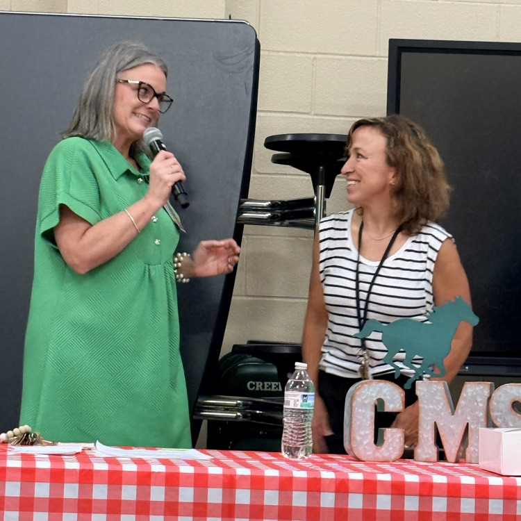 HumbleISD_CMS's tweet photo. Congratulations to retirees Shelley Boyles and Jane Carter! 💚 Thank you for the love, dedication, and impact you’ve made on generations of Colts. Thank you Alisha and Mary for the beautiful portraits! Wishing you all the happiness retirement can bring! #TheColtWay #ColtsForLife https://t.co/jJcWC2AQcL