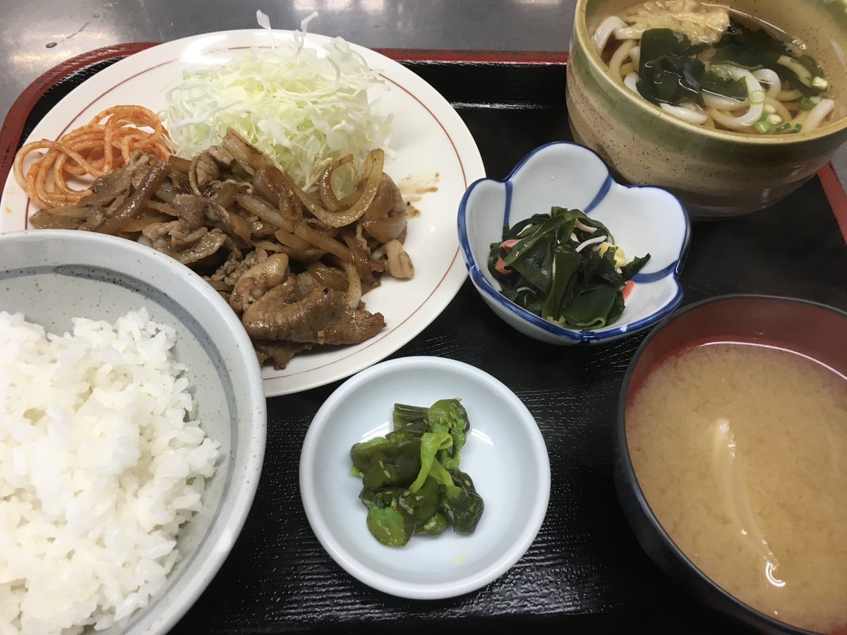 KanpaiKyoumo's tweet photo. 今日の日替わりランチ
　　5月29日(金)

【イカフライ定食(からあげ付)】税込700円

限定
【焼肉定食】税込800円

【ざる中華】税込700円

ライス大盛り100円
ミニうどん150円です

#日高市ランチ　#日高市居酒屋　#日替りランチ #イカフライ https://t.co/1lBdDfmbvs