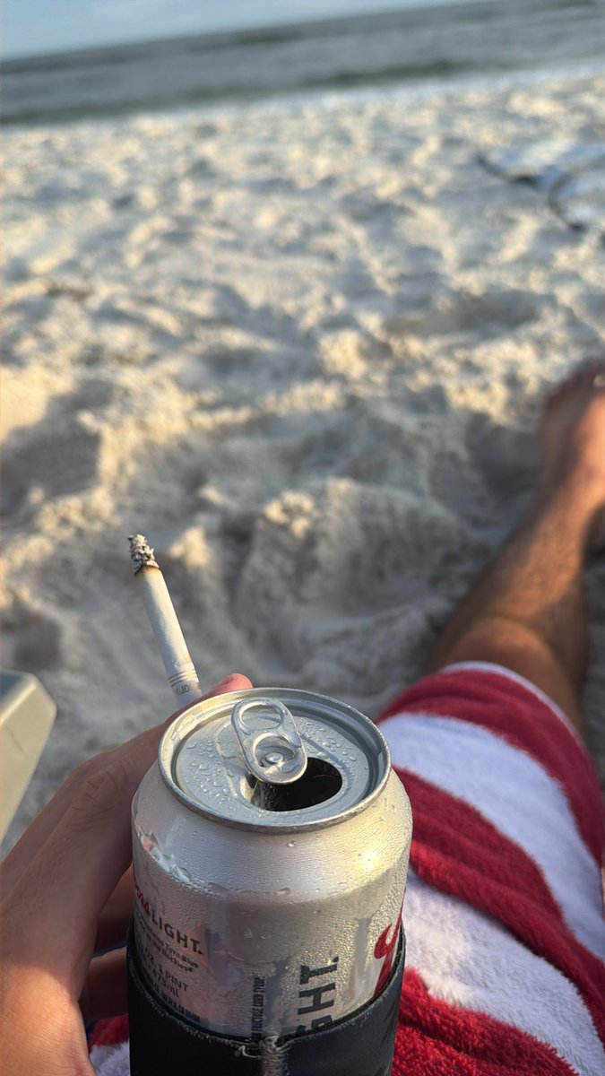 AddicusSapp's tweet photo. Killing myself: postponed https://t.co/P1w1QOXLWz