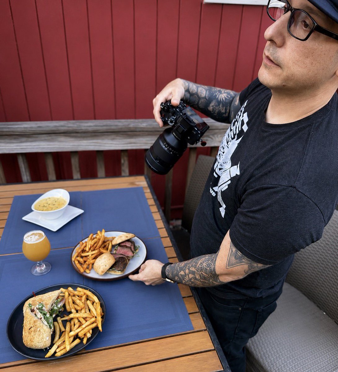 Steampub's tweet photo. Behind the scenes 🎬 New specials about to drop 👨‍🍳 https://t.co/9YP56dqtgJ