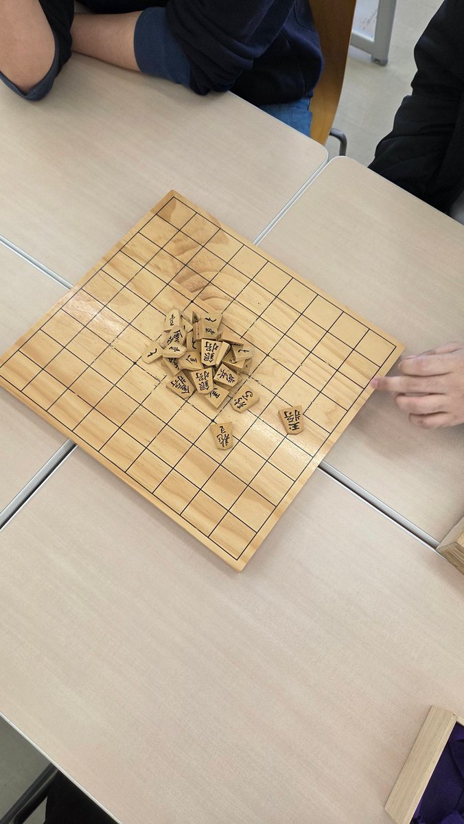 TUT_Analoggame's tweet photo. 【活動告知】   

今週の土曜活動は以下の通り開催します。    
新入生の方の体験や見学も大歓迎です！
質問のある方は、お気軽にDMください！

場所：A-309,A-311
日時：5/30 12:00〜22:00　途中退室ok https://t.co/7x1ExfG4hu