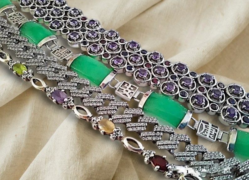 renaissancefai's tweet photo. Vintage Sterling Silver Gemstone Tennis Bracelet Lot: Jade, CZ
https://t.co/Drk2cMUGnh?
#bracelets #vintage #sterlingSilver #925 #gemstones #genuine #4bracelets #lotof4 #set #CZ #amethyst #peridot #citrine #jade #multigemstones #chic #trendy #stacked #multicolors #statement https://t.co/DIS6DMyxQL