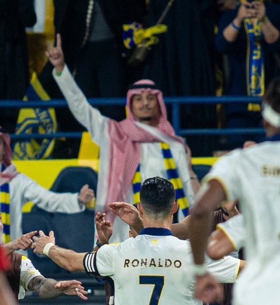 Talal_Al_506's tweet photo. الصوره عن الف صوره يستاهل ولد كحيلان 💛💛 @faisalbinturki1 https://t.co/j1Qa6qbPka