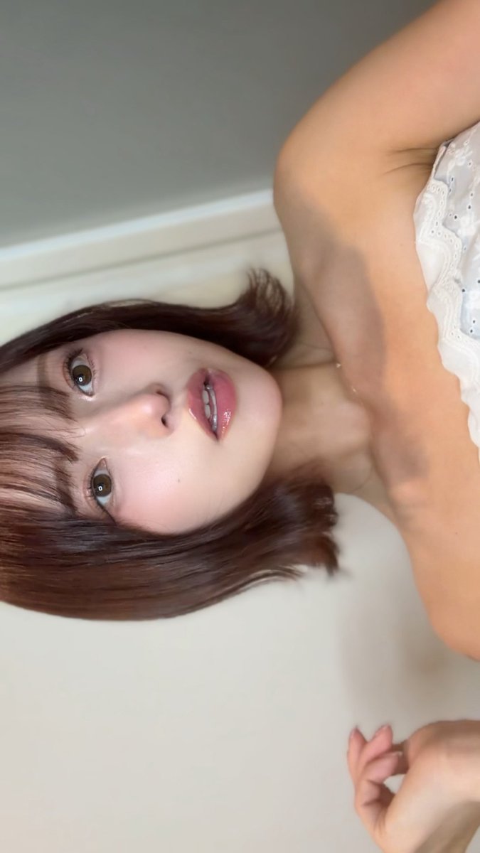Ala_vanille's tweet photo. はい、みんな〜おはよっ！！♡

多分湿気もないし気圧も普通で久々にまともに晴れてるので朝から元気です✌🏻 https://t.co/YfWc61lR7N