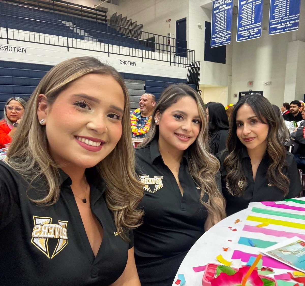 TeachMagicDaily's tweet photo. Wrapping up the year as Teacher of the Year ⭐️ Feeling incredibly blessed, grateful, and surrounded by the best people who helped bring out the best in me. 🫶🏼 

https://t.co/OLu2I5RerO https://t.co/HZZWvVHogr