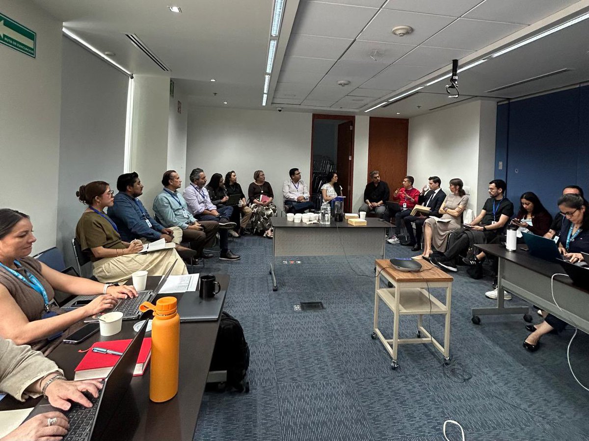 MetropolisCDMX's tweet photo. Coordinación metropolitana con visión internacional.
@valehamel,  participo en un taller de trabajo junto a agencias de @ONUMX , @SEDATU_mx y representantes de los gobiernos estatales de la Zona Metropolitana del Valle de México💥 https://t.co/LCV2KxFgIh