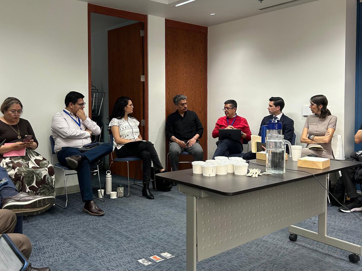 MetropolisCDMX's tweet photo. Coordinación metropolitana con visión internacional.
@valehamel,  participo en un taller de trabajo junto a agencias de @ONUMX , @SEDATU_mx y representantes de los gobiernos estatales de la Zona Metropolitana del Valle de México💥 https://t.co/LCV2KxFgIh