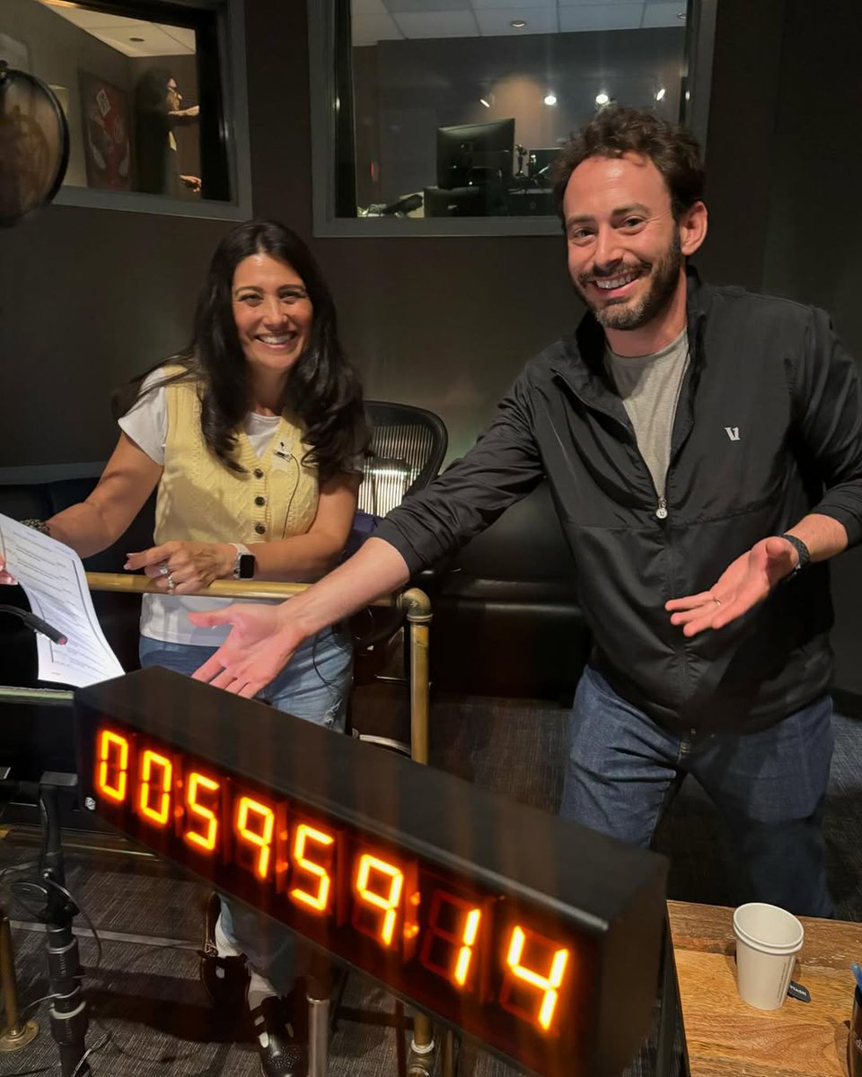 fuzeryy1205's tweet photo. 🚨 Colleen O'Shaughnessey has started voice recording her lines for Tails in Sonic 4! 💛🦊

#SonicMovie4 #Sonic4

via https://t.co/qJHb5HKqFn https://t.co/aM1oSpNF2O