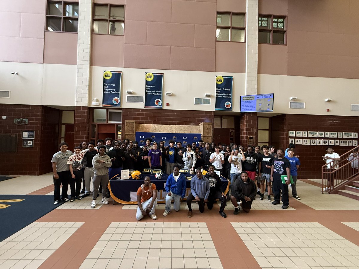 SBRileyhigh's tweet photo. Congratulations to @SBRileyhigh Football &amp; Volleyball standout, Aaron Burton, on signing his letter of intent to continue his academic and athletic career at North Park University for both Football &amp; Volleyball on 5.26.26! #GoWildcats https://t.co/t0ISw8s9f5