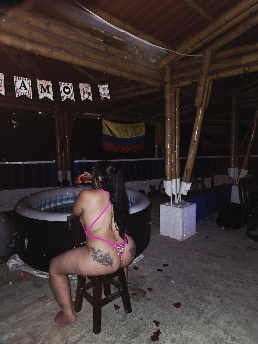 LatinCouple30 tweet media