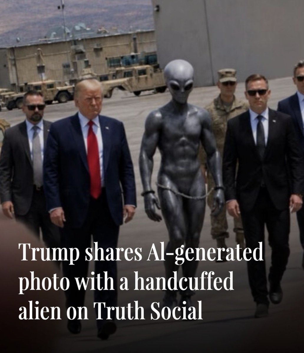 ViewFromOz's tweet photo. @The_Astral_ He has been trolling the whole time. Alien in chains makes so much sense now. “Enjoy!” https://t.co/3i9dLRgGVj