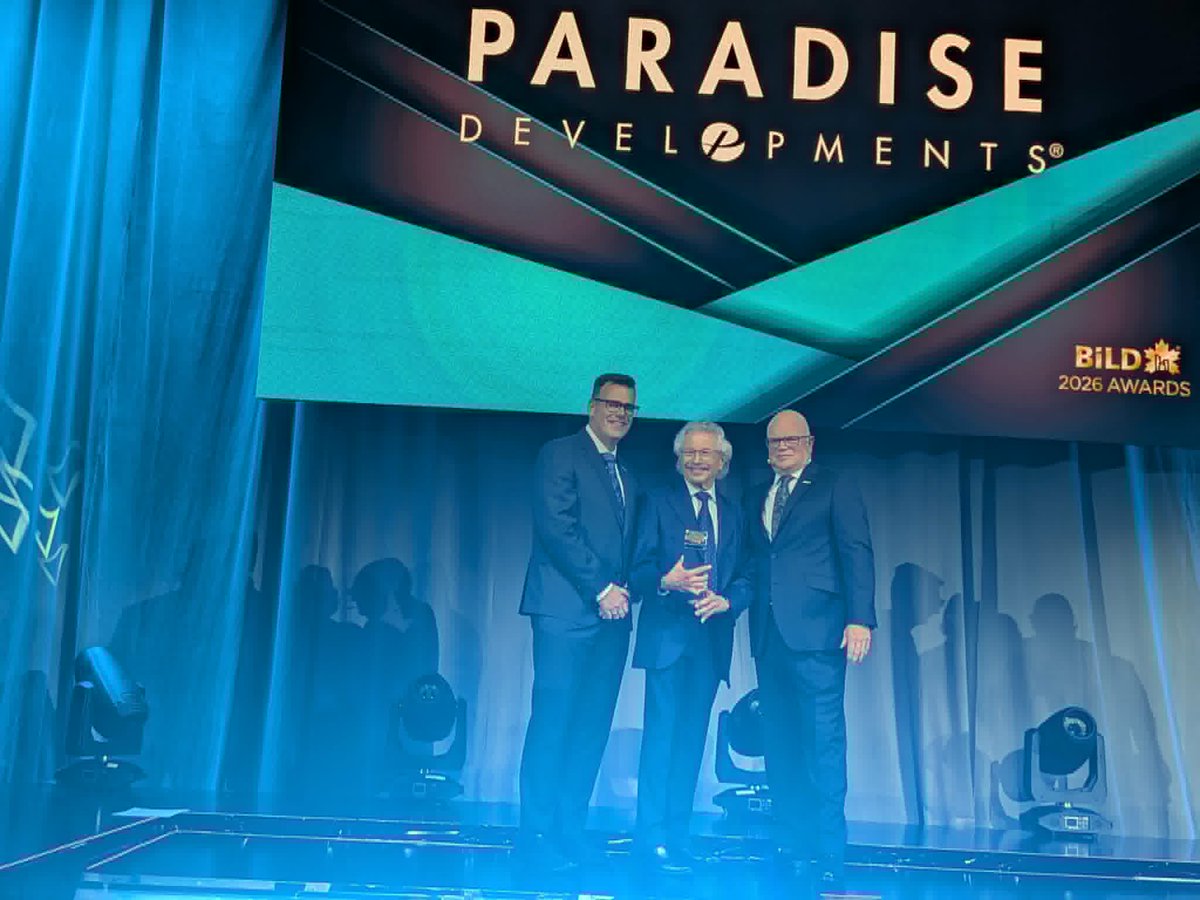 bildgta's tweet photo. Tonight, BILD honoured distinguished industry leader, Mr. Eddie Weisz, President of Paradise Developments, with the Lifetime Achievement Award. With more than 50 years in the industry, Mr. Weisz has overseen the construction of over 15,000 homes and the creation of thoughtfully designed, master-planned communities across high-growth areas of the #GTA. Read more about Mr. Weisz: https://t.co/ezNb8nDtXG. #BILDAwardsGTA @Paradise_Dev