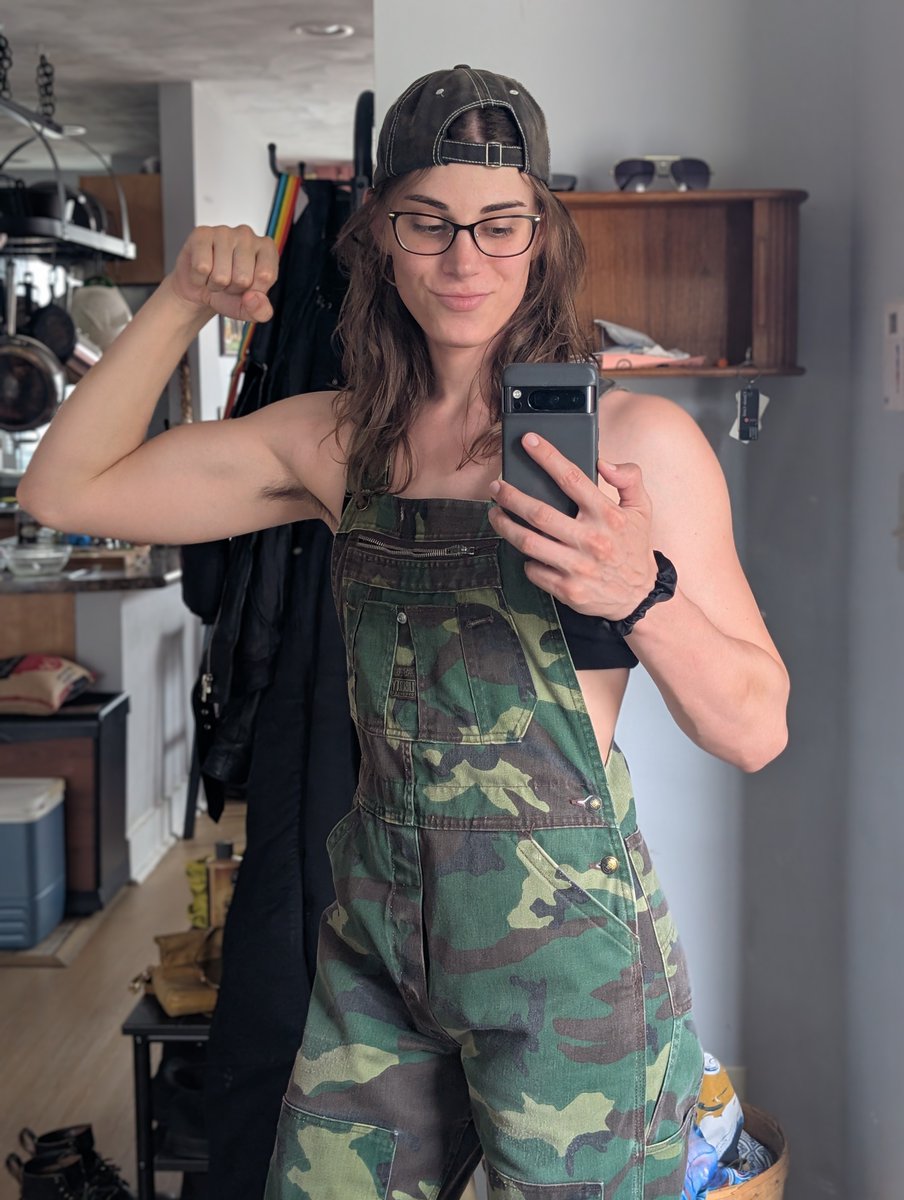 Sofia ''Buff Girlfriend'' tweet media