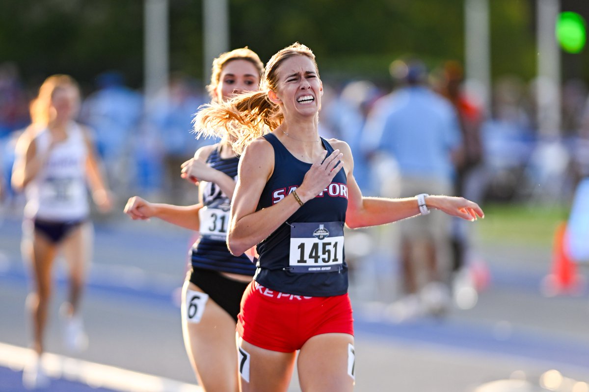 SamfordXC_TF's tweet photo. Here are a few photos of Jess Edwards competing in the first round of the women's 800 meters at the NCAA East Preliminaries.

#AllForSAMford https://t.co/0uYW6h7aHn