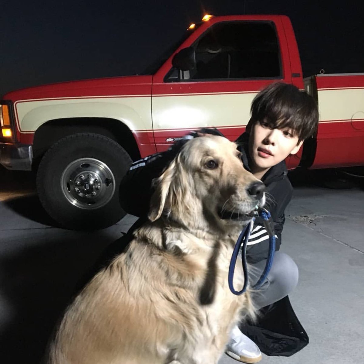 hapikkyu's tweet photo. 사실 진우는 남찍사 한정 원래부터가 남친짤 재능충이셧어 얼굴 활용하는 법을 몰라서 타율이 낮아서 그렇지… https://t.co/rcgeRJiaSg