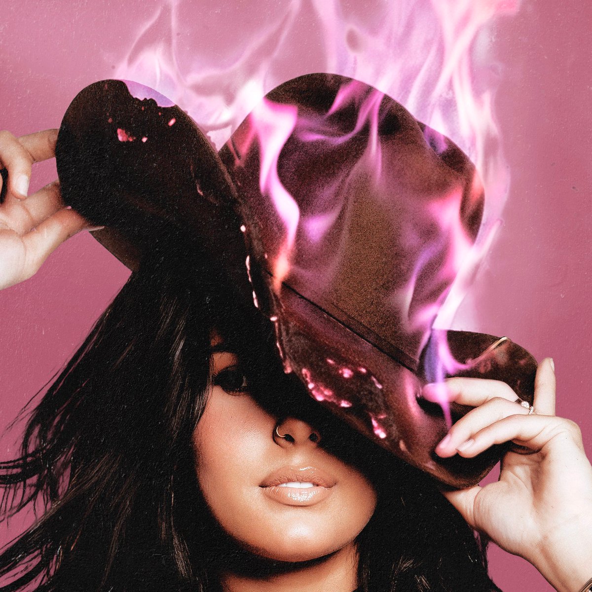 acervoperry's tweet photo. ESTÁ ENTRE N��S! Ana Castela acaba de lançar seu mais novo álbum ‘FIRE ARENA’. ❤️‍🔥🤠

— Ouça o álbum e siga @infoanacastela para ficar por dentro das atualizações sobre a cantora! https://t.co/PyePASomRm