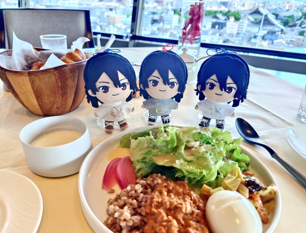 マロン tweet media
