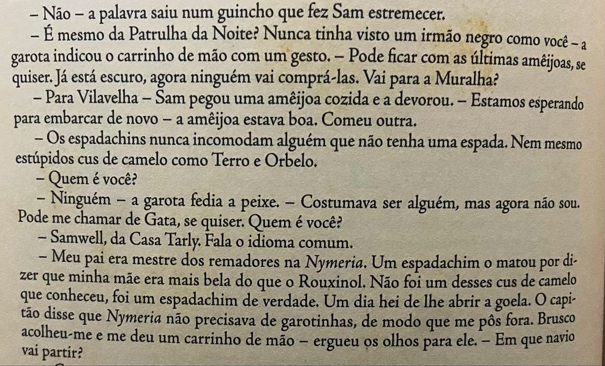julioreggae's tweet photo. Engraçado que Arya começa a falar da história dela mesmo sem Sam ter perguntado nada (bichinha tava doida pra perguntar pelo irmão🥺). Daqui pro final de ASOIAF Sam vai bater o bingo de conhecer todas as crianças Starks  kkkk

#ASOIAF
#AFFC https://t.co/CfE4nMfnTm