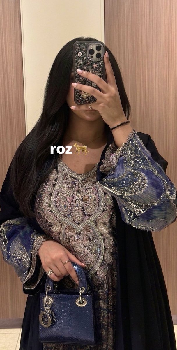Roz🐆 tweet media