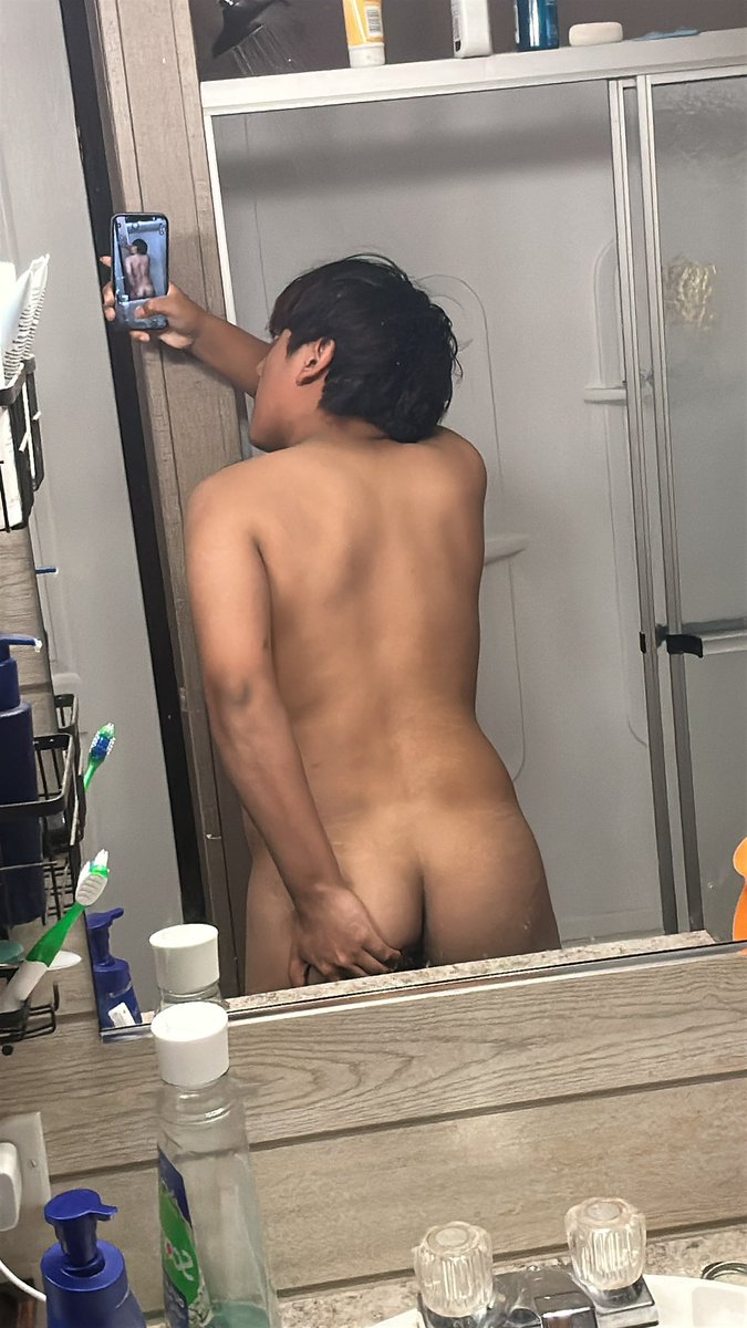 boyfromatx's tweet photo. Sorry for the lack of activity I fell ill for a couple of days 😔 To apologize here are some photos and video 🫰 #gay #atx #tx #meetup #bottom #austin #rt https://t.co/6KzJHjuWL1