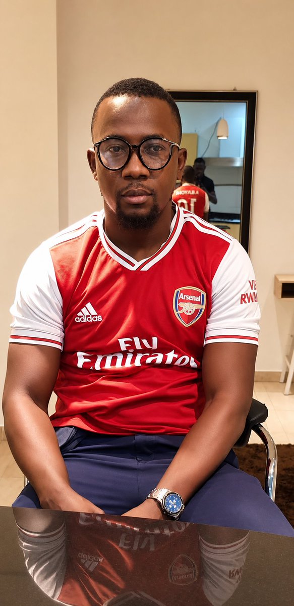Saych33se's tweet photo. FROM Fan fair for the champions of England COYG &amp; EID celebration
TO quietly sneaking back to my daily bread

Holiday is over
I wish you all genuine blessing as we go back to our respective grinds/hustle. https://t.co/o6x4517IDz