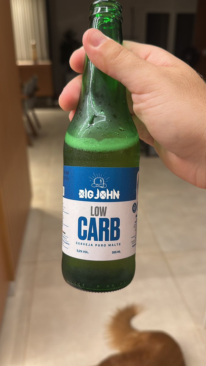 MatheusPPRS's tweet photo. Assinei um clube de cerveja. Uma melhor que a outra até chegar a vez de uma low carb! 😢😢 https://t.co/IDK9FjJtDl