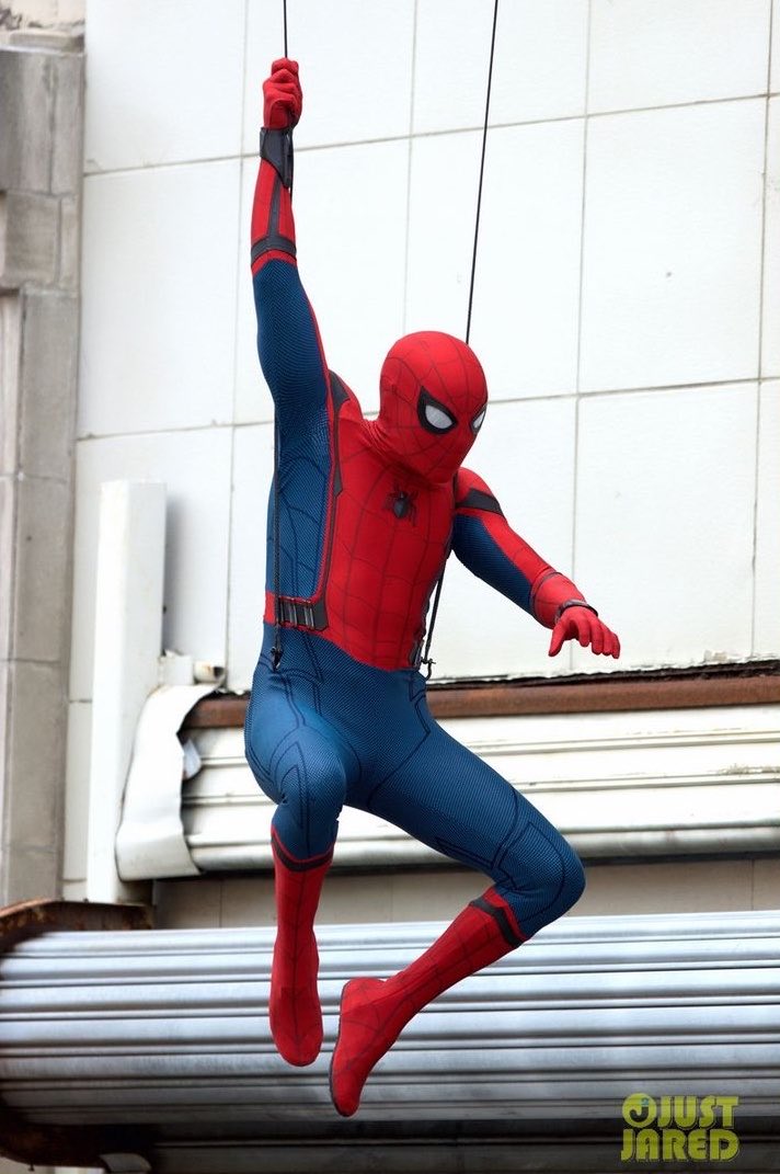 SpiderMan_MCU_'s tweet photo. MCU Spider-Man’s growth is insane https://t.co/6KRxmobZ6n