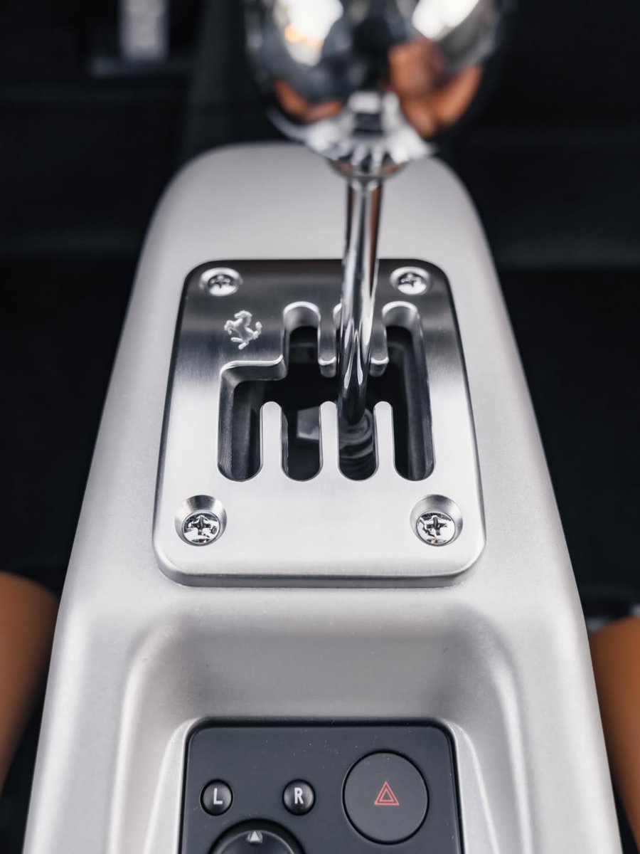 ThrottleCars's tweet photo. This is what a top-tier Ferrari 360 modena looks like https://t.co/ThWLAg0xXp