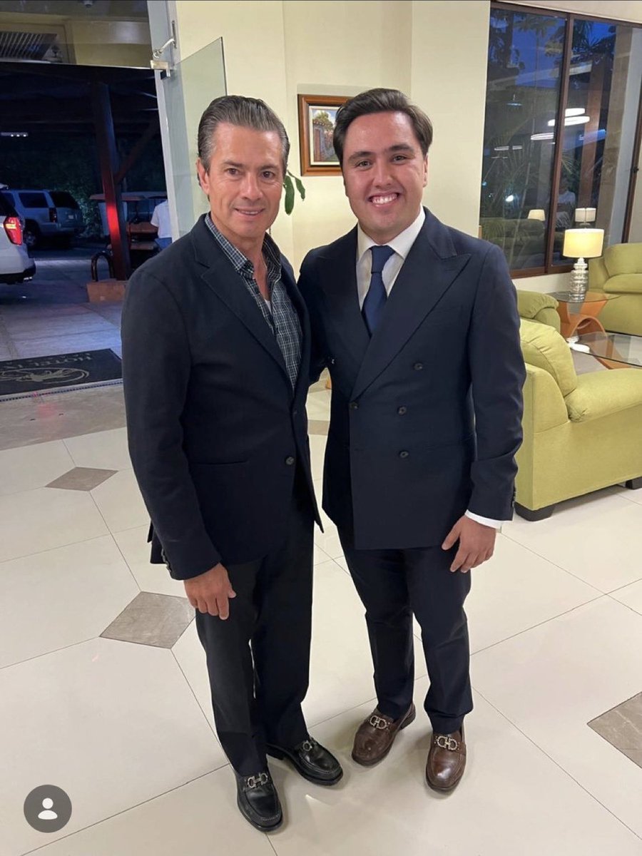 LuisCardenasMx's tweet photo. 🚨 Reaparece Enrique Peña Nieto.

El expresidente de México fue captado en un complejo turístico de Ixtapan de la Sal, Estado de México, en una de sus pocas apariciones públicas recientes tras concluir su mandato. https://t.co/vt6PxQIXaR