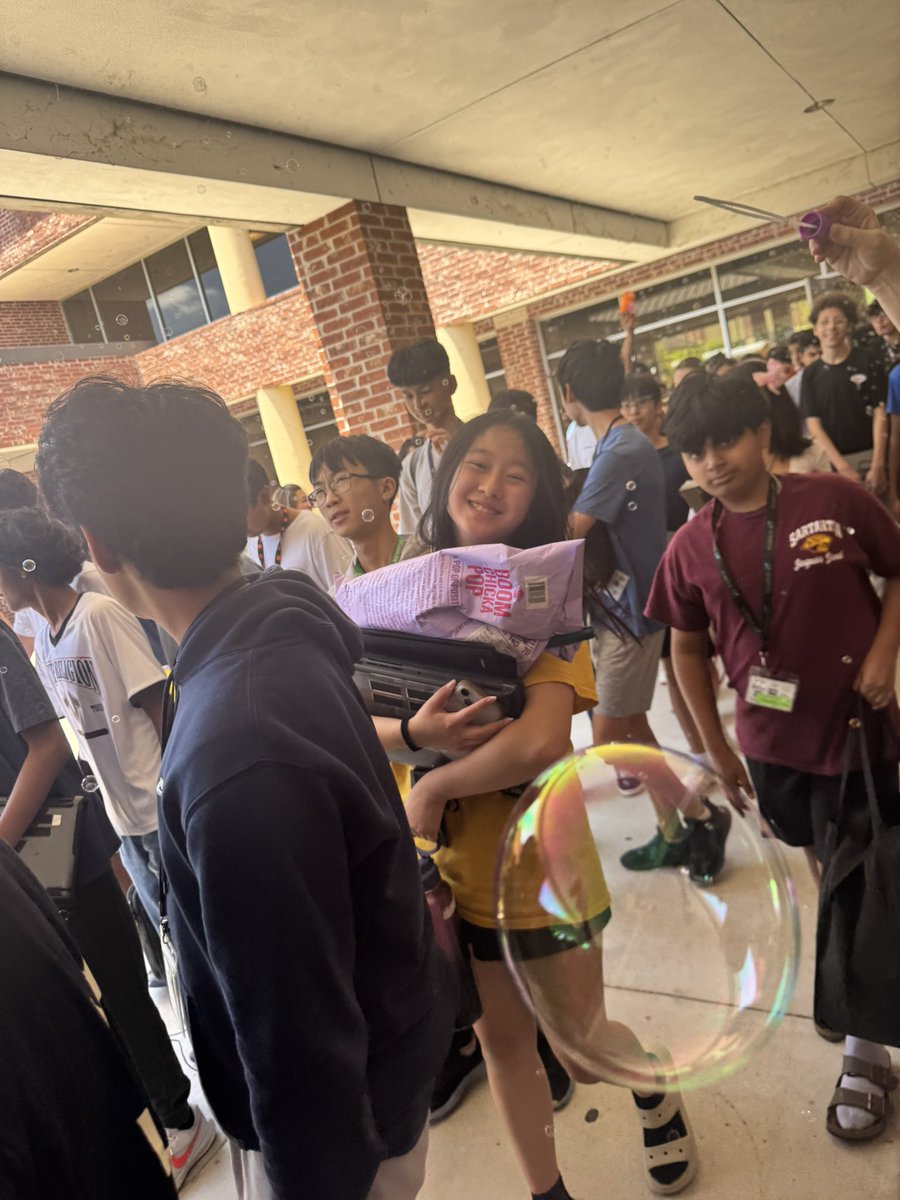 sms_jaguars's tweet photo. There are few things more special than celebrating students as they leave middle school and prepare for high school. Today, our staff lined the walkways with bubbles, cheers, hugs, and lots of love for the Class of 2030. 🫧

This simple tradition has quickly become one of our favorites because it reminds our students that they are seen, valued, and loved.

Congratulations, 8th graders. The future is bright, and we can’t wait to see what you’ll do next. 💛🖤