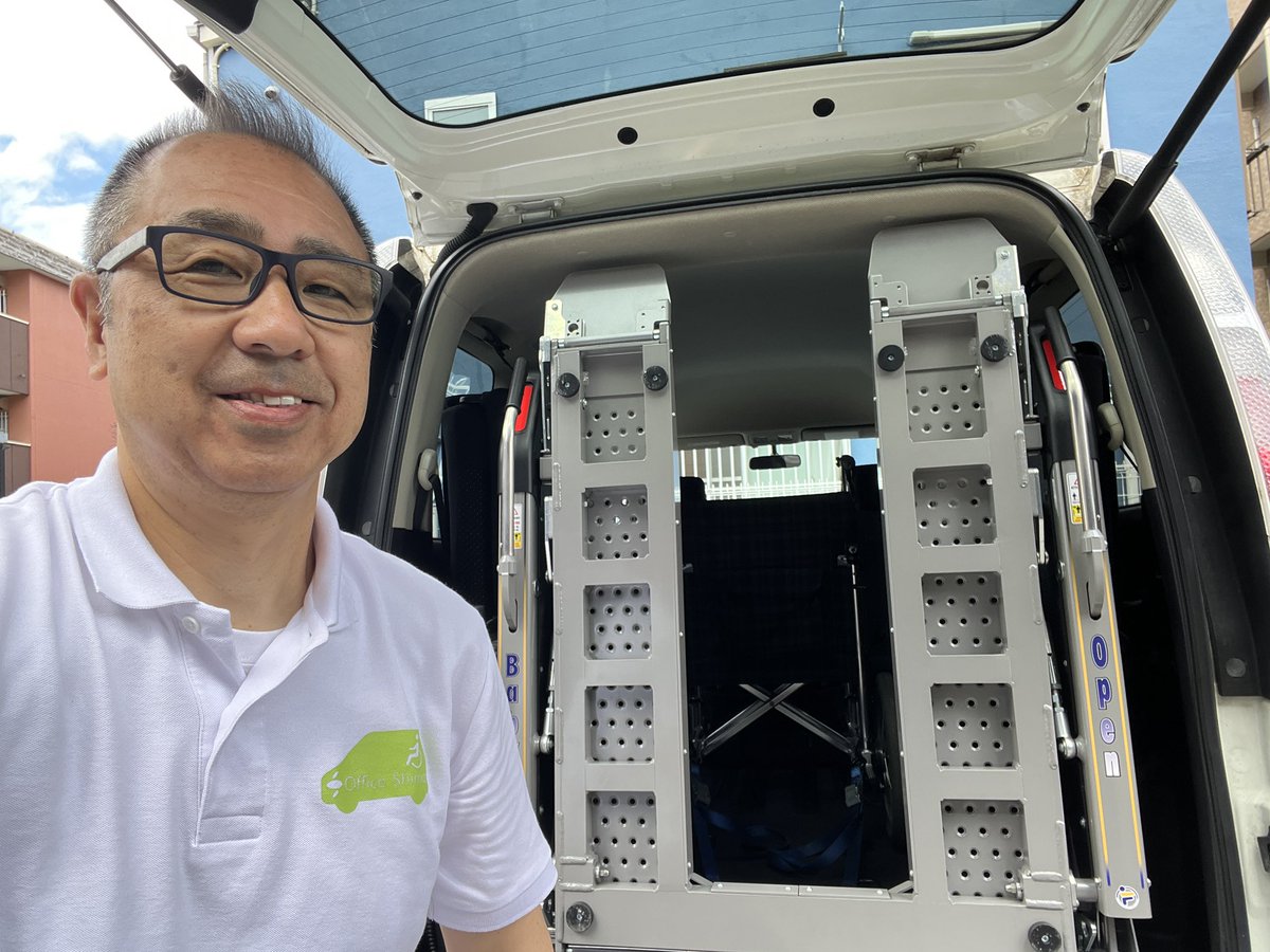 OfficeShimizu's tweet photo. 昇降リフト装置体験試乗🚌
おはようございます☀️

ヤナセ新宿支店様のご依頼により、
Mercedes-BenzV-Class Long
にて昇降リフト装置の取付を
ご検討されているお客様に来社頂き、
OPENBABYLIFT、BABYLIFTの
体験試乗をして頂きます。

#ヤナセ新宿支店
#メルセデスベンツ
#オフィス清水 https://t.co/uMcFbU7mJO