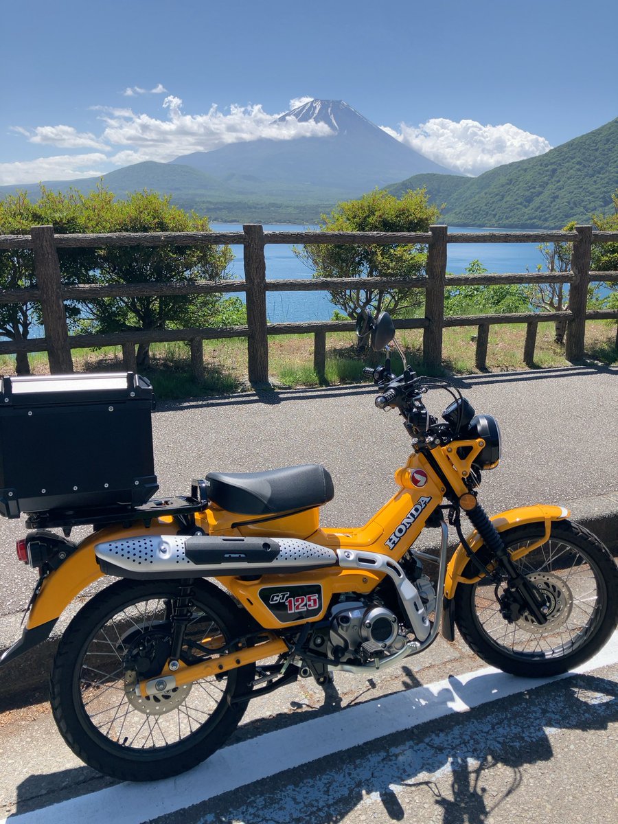 ossanct125's tweet photo. 本栖湖
さっきよりは雲がなくなった https://t.co/jdXxb5IOKP