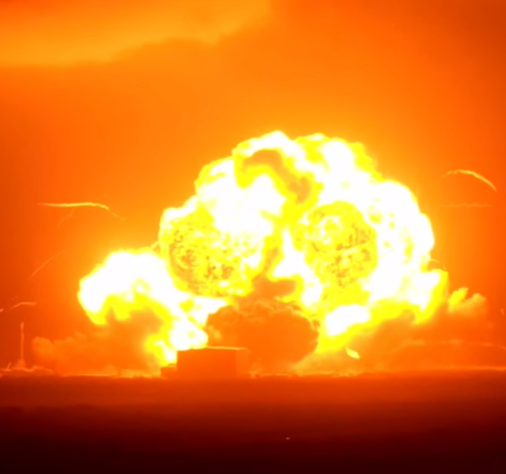 ScottLikedSLS's tweet photo. OH MY FUCKING GOD SLC-36 IS GONE!!!!!!!!!!!!!!!!!!!!!!!!!!! https://t.co/8htVGaGYG5