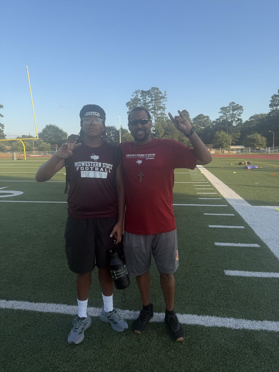 AStew1of1's tweet photo. Thank u all the coach’s for the opportunity too attend this camp #hardwork #realwork #collegecamp https://t.co/TcHsSbbNP0