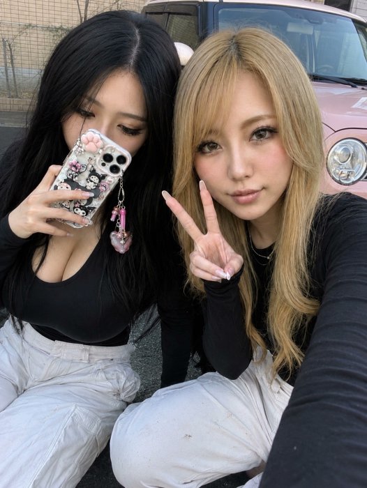 GreenanJohnf's tweet photo. 現場の同期です！！！
うちらの後部座席に乗りませんか？🥺 https://t.co/B9N8Sc0N2w