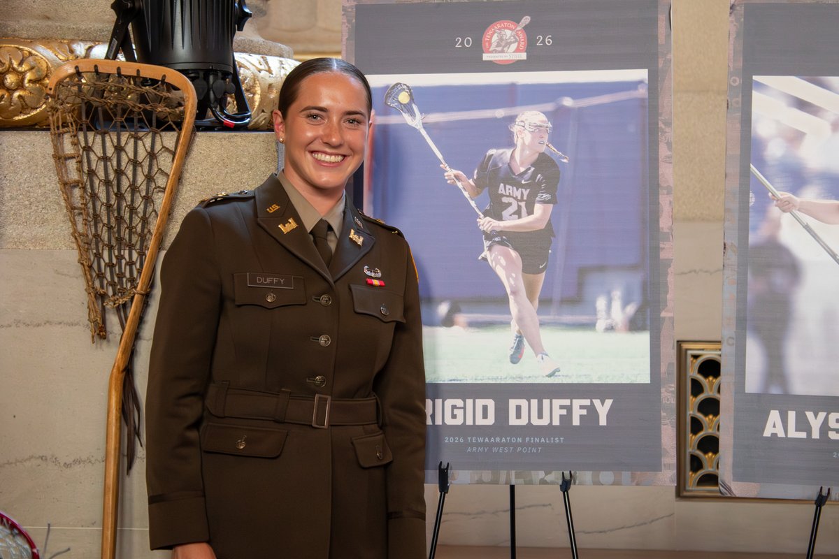 ArmyWP_WLax's tweet photo. That's our  @Tewaaraton  finalist 🎉

#GoArmy https://t.co/vLxu7ZeS6L
