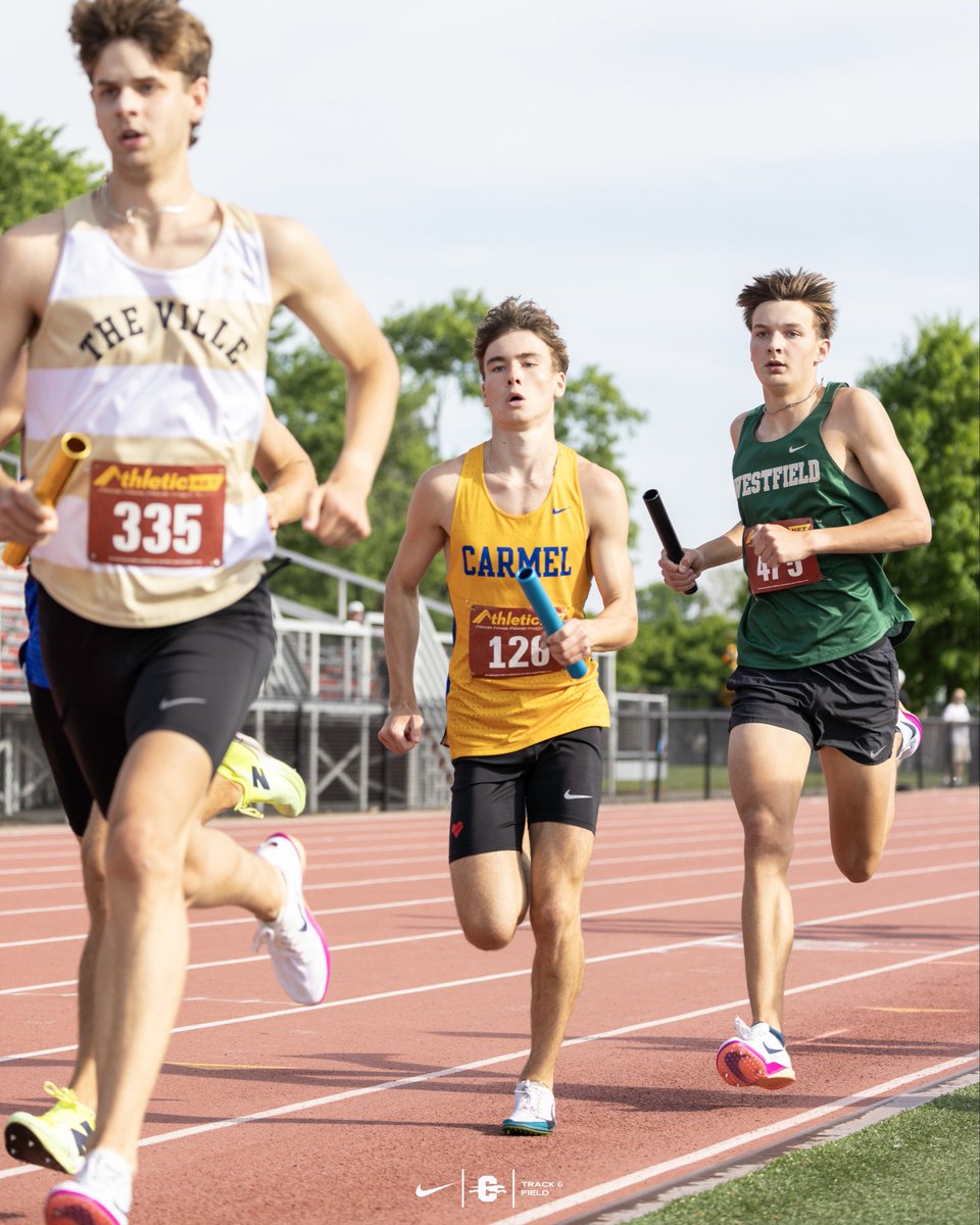 carmelboystrack's tweet photo. Pace setter.

#gohounds https://t.co/CK2mYkn8Az
