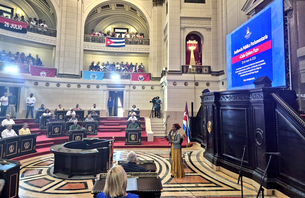 cubadebatecu's tweet photo. 🇨🇺 Cuba quiere Paz: Diputados alzan la voz por la soberanía desde el Capitolio. https://t.co/73ERquxibM https://t.co/6NUFXKUNmh