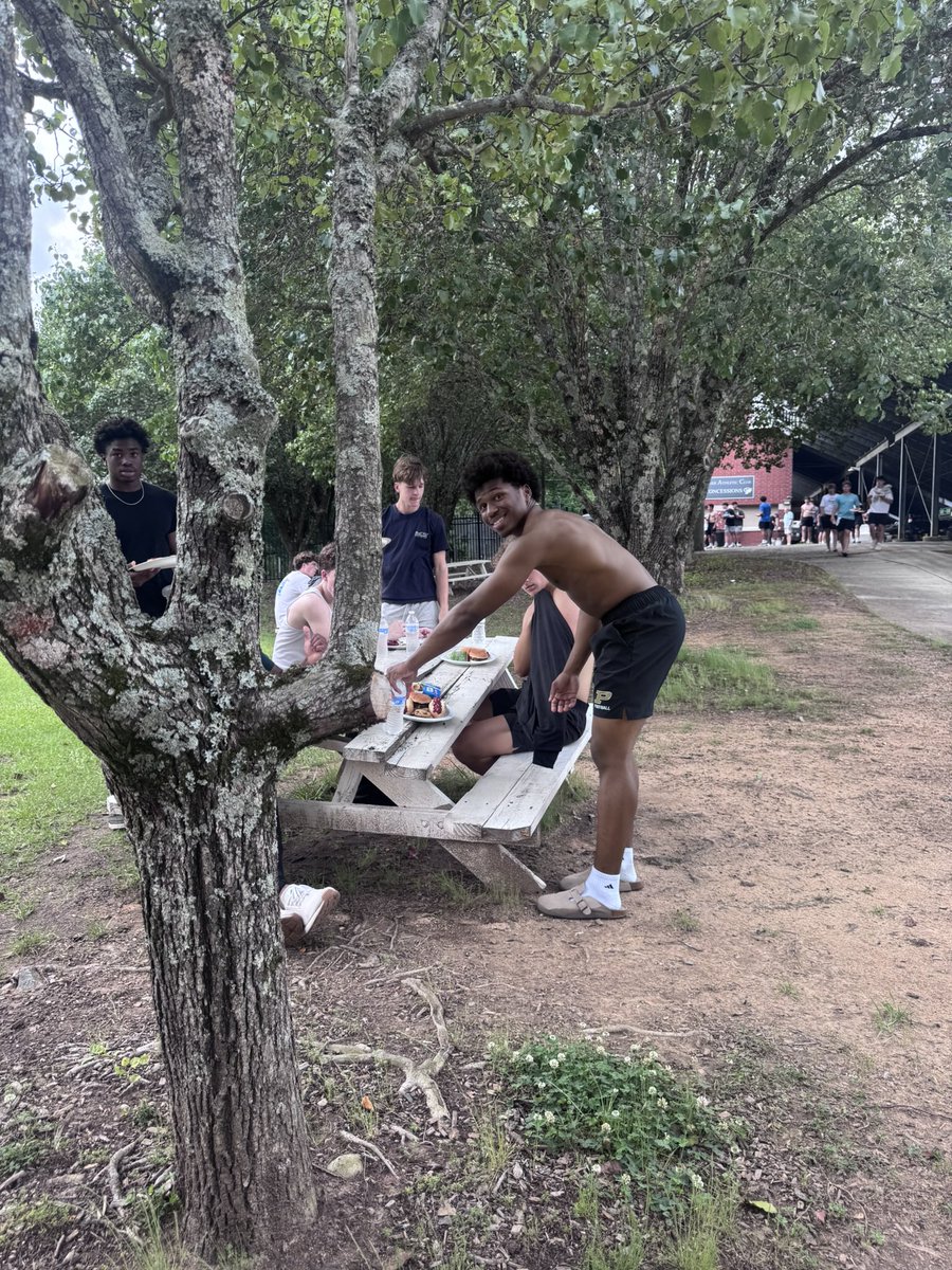 Prov_Football's tweet photo. Great day to be a PANTHER!!! Spring cook out to finish a GREAT year!!! So proud of all our young men! Shout out to all the parents and dads that made this happen! Excited to start summer workouts and let the journey begin!!! #OTB #GOLDBLOODED #PULLUPNSEE https://t.co/tHMbQG1aqX