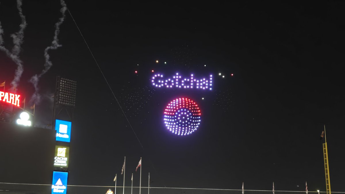 JMAndrewSSB's tweet photo. @KS_Gekkoninja Wait until you find out the Giants had a drone show last year too https://t.co/fO7t2lmJHX