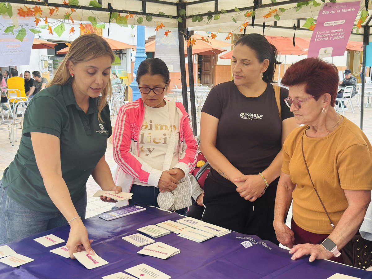 MujeresAnt's tweet photo. En el Día Internacional de Acción por la Salud de las Mujeres, nos encontramos para conversar sobre salud sexual y reproductiva, derechos humanos, prevención de violencias basadas en género y herramientas para fortalecer planes de vida. @CaldasAlcaldia @ElCarmenV @ProfamiliaCol https://t.co/9zftWHcVpS