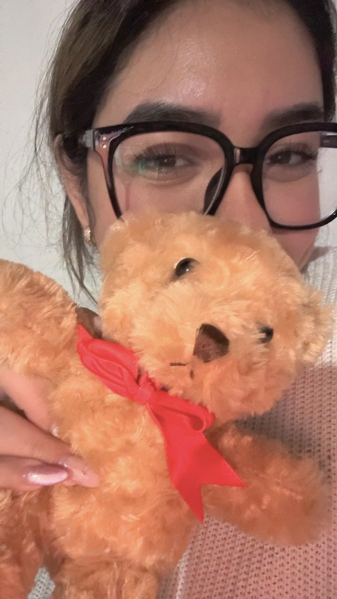 andiibea's tweet photo. Holi! Soy Andii de GT 🇬🇹 sigo a Chris desde 2015 y siempre lo apoyaré ❤️ espero que en todos los proyectos que él haga sea feliz, que lo llenen y siempre sean exitosos ❤️❤️❤️

#INTEGRACIÓNVELERZ 
@christophervele 
@estrellitasde_C 
#christophervelez https://t.co/no1VutGGNi