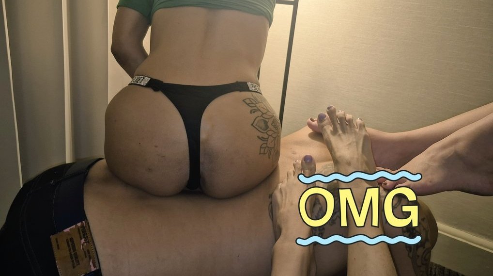 xxqueenroxy's tweet photo. some updates. had a sesh w tara n @SGgoddesssierra. man tara's ass is smth else. yall sure r missing out lol! if ur too shy theres always my tele channel u can sub to as well for exclusive media at just a one time fee of $100. bang for ur buck bc theres plenty to goon for https://t.co/eUlrOoC9ji