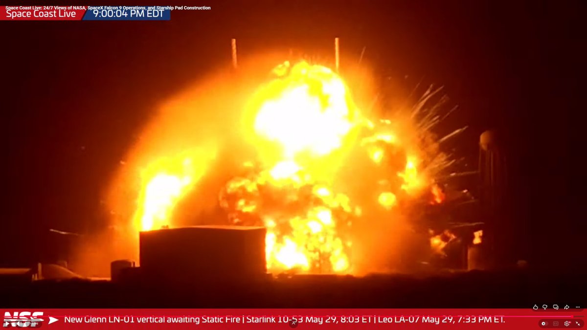DJSnM's tweet photo. This booster exploded much more rapidly that I expected, almost like a detonation. The sound has almost no rumble leading up to it, just a sharp bang. https://t.co/K26aJf2J6N