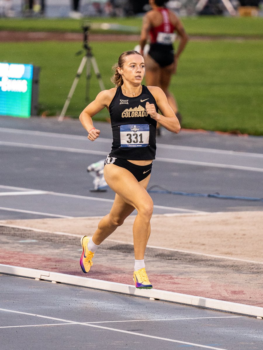 CUBuffsTrack's tweet photo. Onto the final with ease 🤷‍♀️

Avery wins her 800m heat in first rounds and advances to Saturday’s final!! https://t.co/iOpQU0gcai