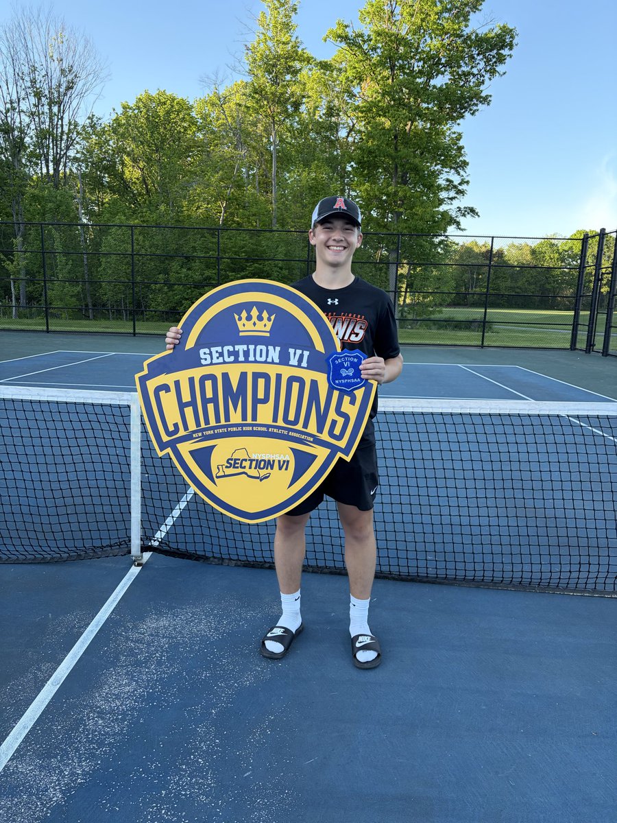 AmherstTigers1's tweet photo. Aiden takes 3rd at Sectionals and earns a bid back to States!! Good luck Aiden! 🐅 🎾 https://t.co/6lBDS7p9M5
