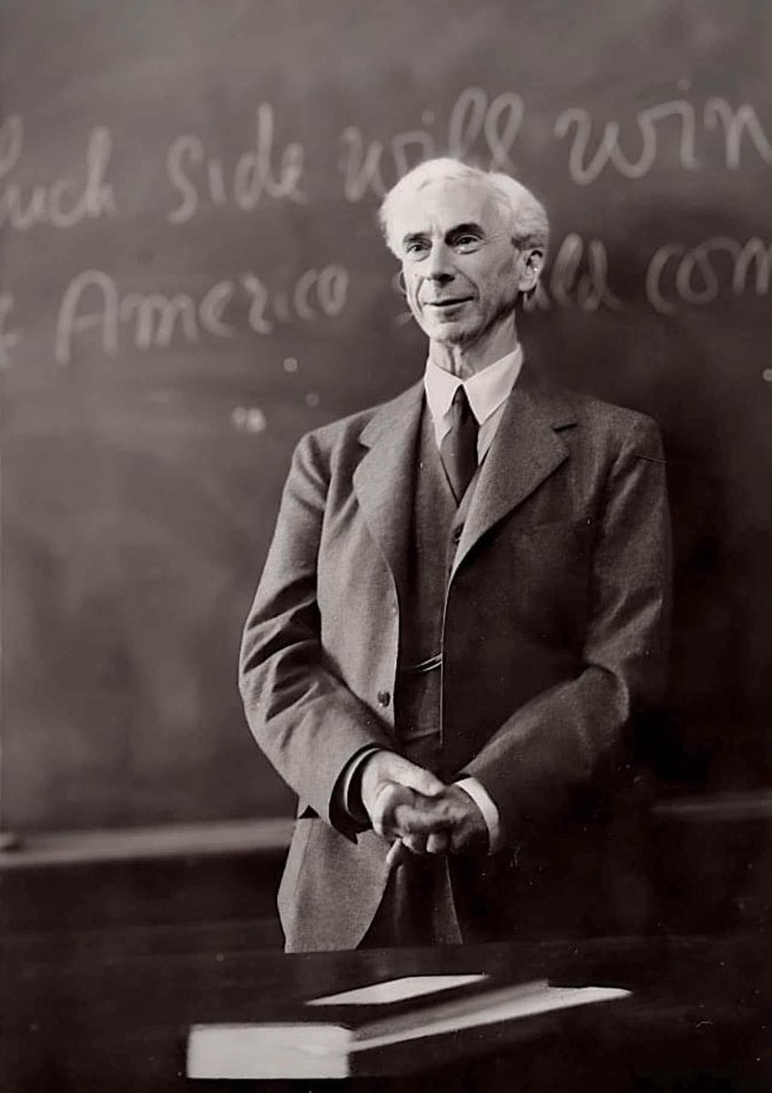 QuotesforGoal's tweet photo. “La verdadera educación debería cuestionar las suposiciones, desafiar el dogma e inspirar curiosidad, no imponer la memorización ciega o la mediocridad”

Bertrand Russell https://t.co/bAYl5lCC2d